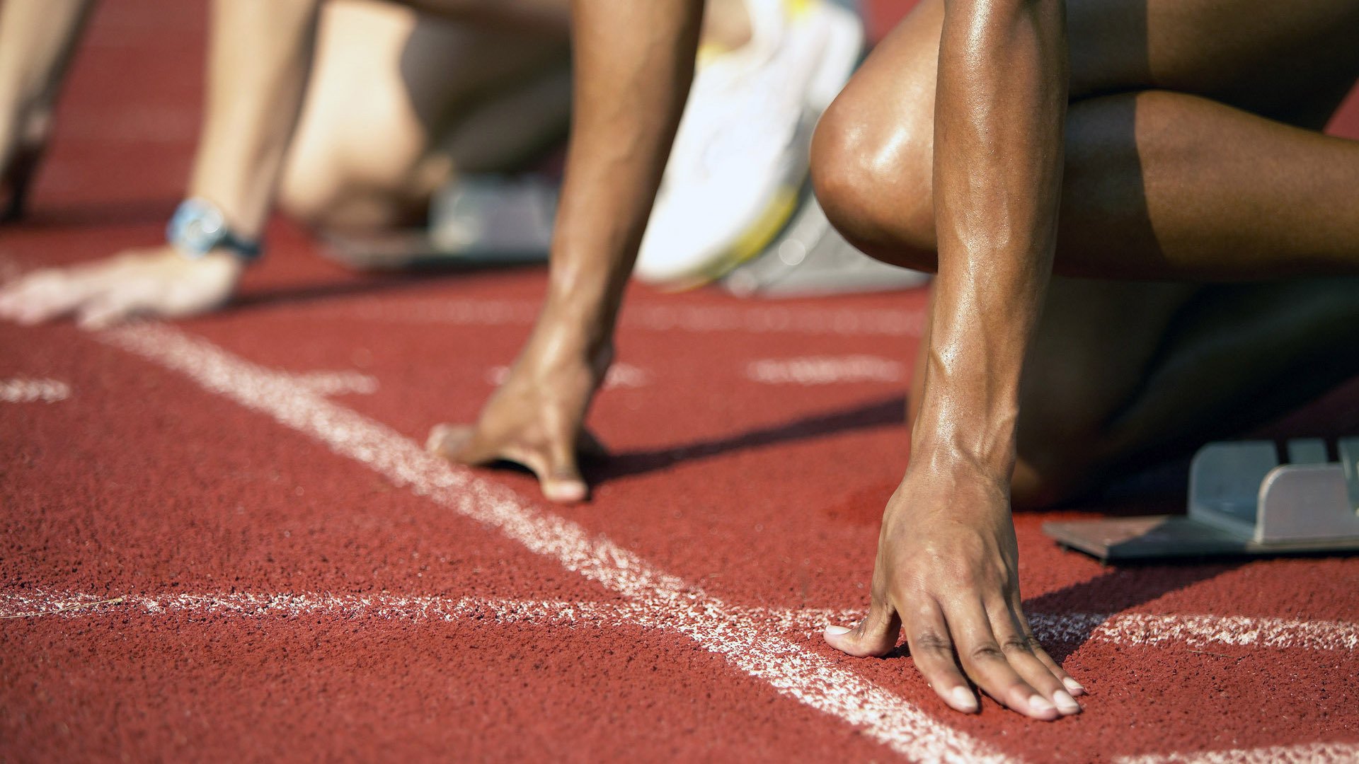 九游下载中心-《电竞内容创作：视频、直播、短片的多维度发展》，电竞视频制作