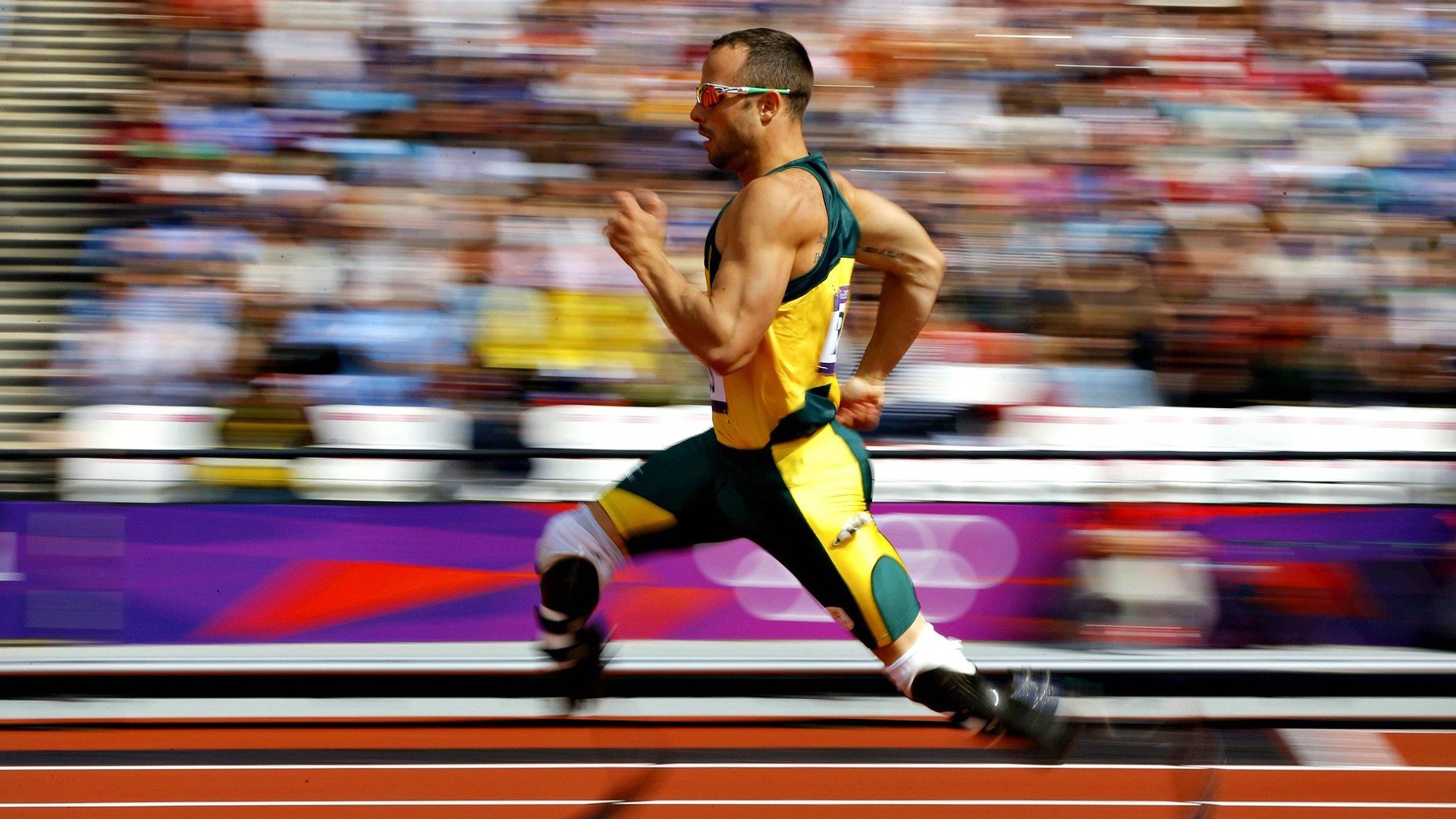 9游app-乌拉圭队前锋马丁内斯在巴黎奥运会上表现出色,前乌拉圭国脚威廉姆斯-马丁内斯